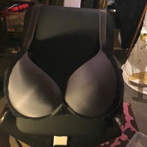 Torrid 38G US push up grey and black lace underwire bra